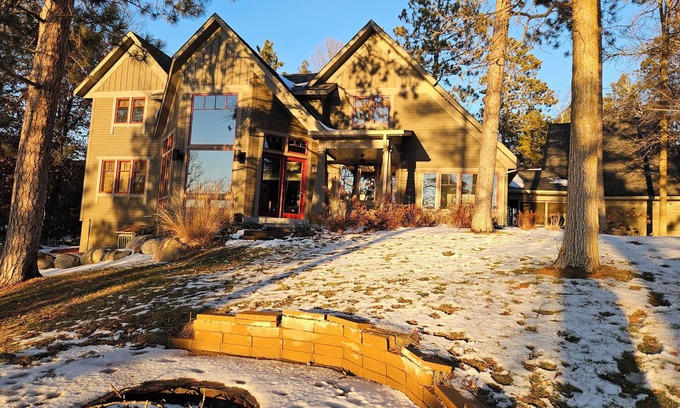 Osage House | Gorgeous lake front home on Straight Lake with panoramic views!
