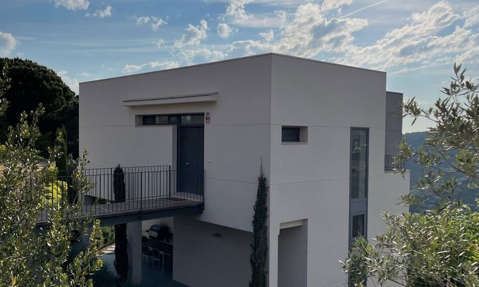 Sa Riera Villa | Gorgeous Modern Villa with amazing Sea view