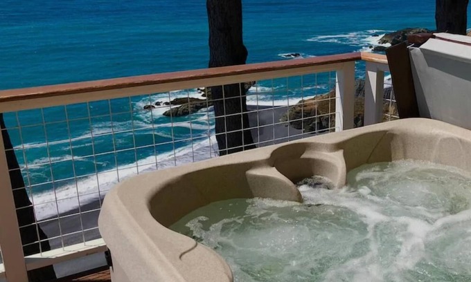 Shelter Cove Condo | Gorgeous Oceanview! by OceanviewHotTubs Tesla Charging Oceanfront! Shelter Cove