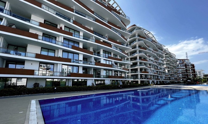 Zeytinlik Apartment | Gorgeous Residence in a Luxury Complex in Kyrenia