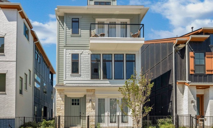 Rowlett House | Gorgeous Three-Story Lakehouse with Views!