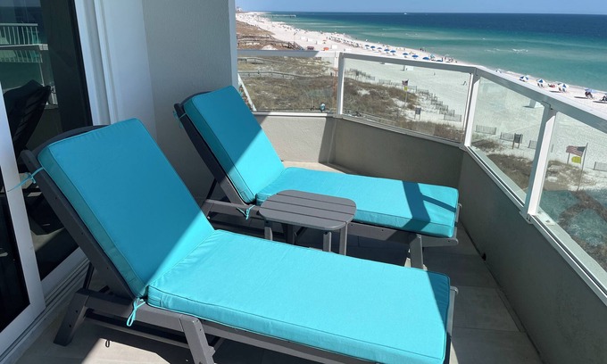 Orange Beach Condo | Gorgeous Upscale Remodel -LARGE 3 BEDROOM-Oceanfront Corner Condo - Dog Friendly