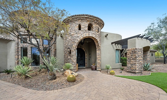 Canyon Ridge Estates Villa | Gorgeous villa with private pool, in-ground spa, sauna & home theater