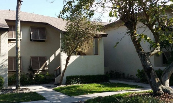 The Meadows Condo | Gorgeous Water View Condo - Meadows Golf & Cc.