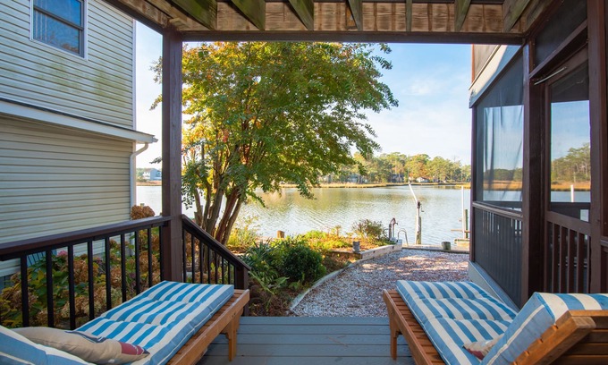 Ocean Pines House | Gorgeous wired waterfront home with magnificent sunset views. Kayaks included.