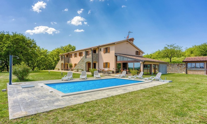 Gracisce Hotel | Grad Inn Boutique Villa Suite Marjoram, Gračišče, Slovenia