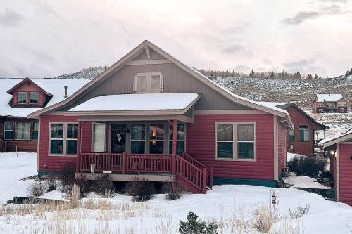 Silvercreek House | Granby Ranch Ski & Golf Getaway - Pank's Peak