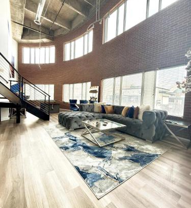 Atlantic Station Area Apartment | Grand 3br loft in Atlantic Station