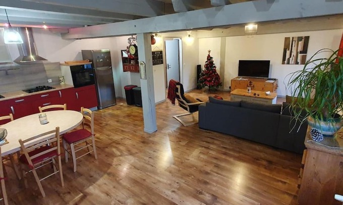 Malbuisson Apartment | Grand appartement neuf avec parking gratuit.