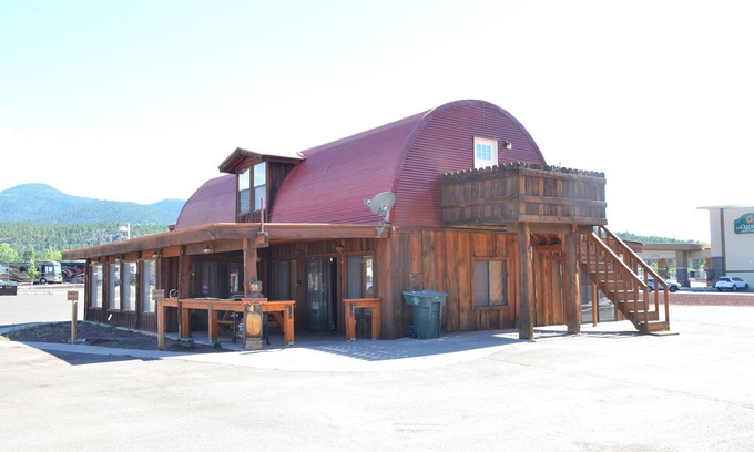 Williams Cabin | Grand Canyon Brewery and Distillery Cabin-Historic Tack House