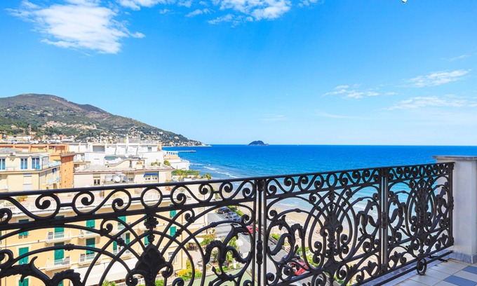 Alassio Hotel | Grand Hotel Mediterranee