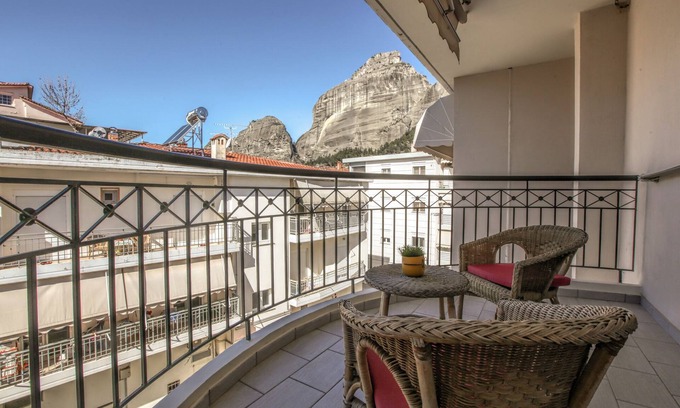 Kalambaka Apartment | Grand Meteora Central Luxury Apartment