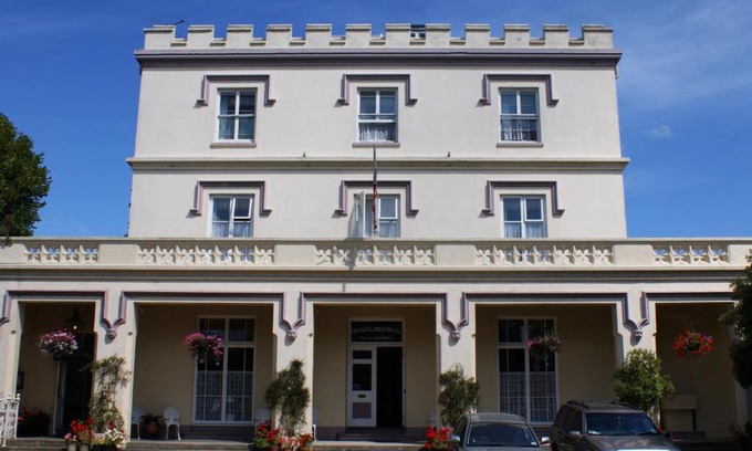 St. Peter Port Hotel | Grange Lodge Hotel