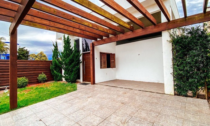 Xangri-La House | Great house in Atlântida