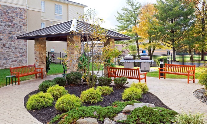 Mount Laurel Condo | Great Location + Drive to City Center Philadelphia | 24 Hour Business Center + Fitness Center