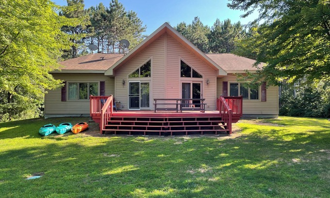 Necedah House | Great Summers By The Lake