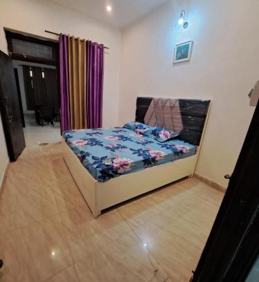 Udyog Vihar Apartment | Green Bacchus stays