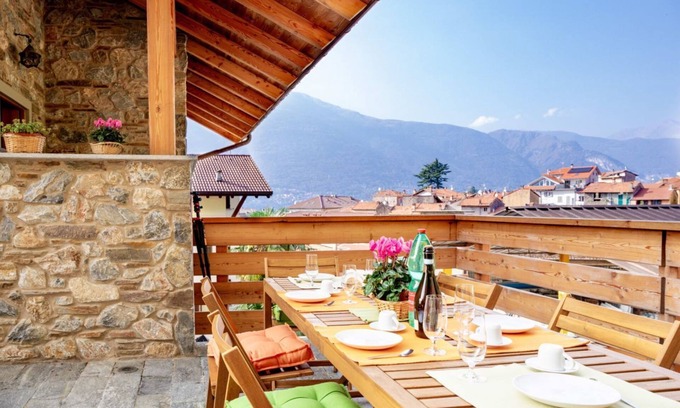 Dervio Ski Chalet | Green Chalet - wonderfull terrace few steps from lake and best trekking