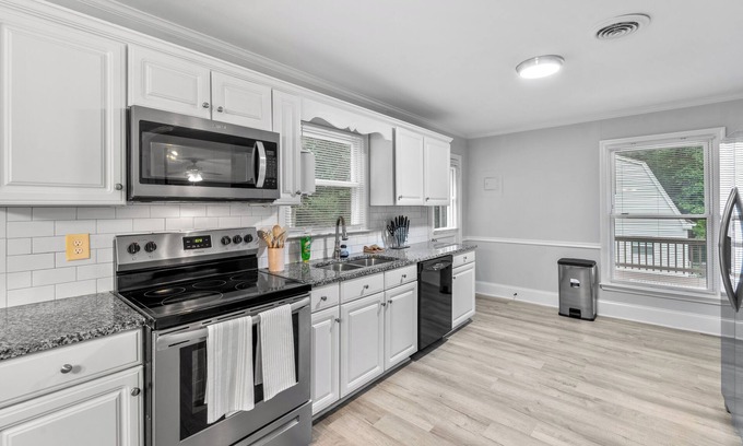 Greensboro House | Greensboro's Hidden Gem