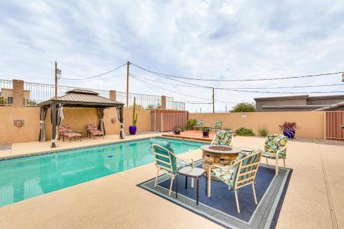 Lake Havasu City House | Grill and Dine Outside Lake Havasu Home with Pool!