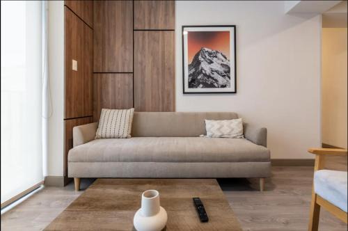 Leuro Apartment | Grimaldo by Geko