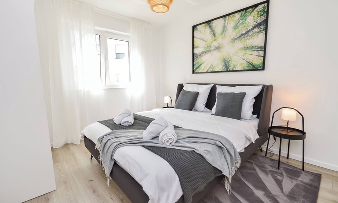 Brackwede Apartment | Großzügig & Individuell - Balkon Wifi TV