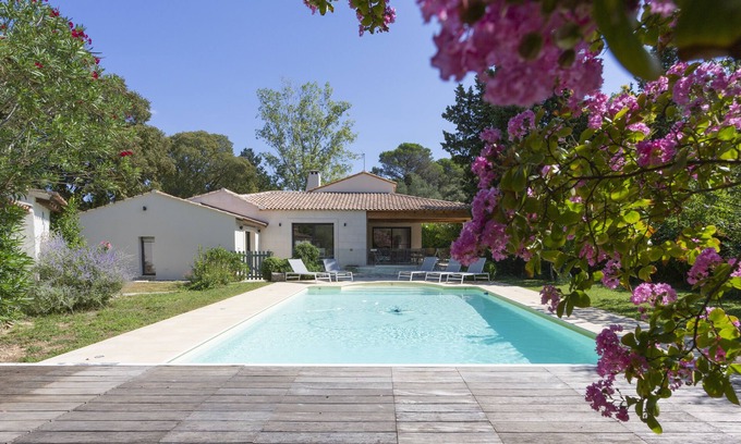 Fontvieille Villa | Ground floor of the house 5 minutes from the city centre