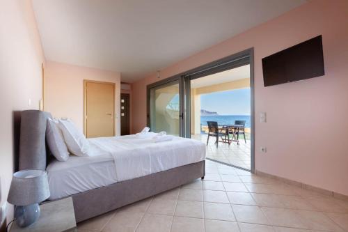 Trochalia Apartment | Ground Floor Studio by the sea