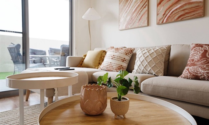 Wright Apartment | Ground Level 1-Bed: Courtyard & Alfresco Dining