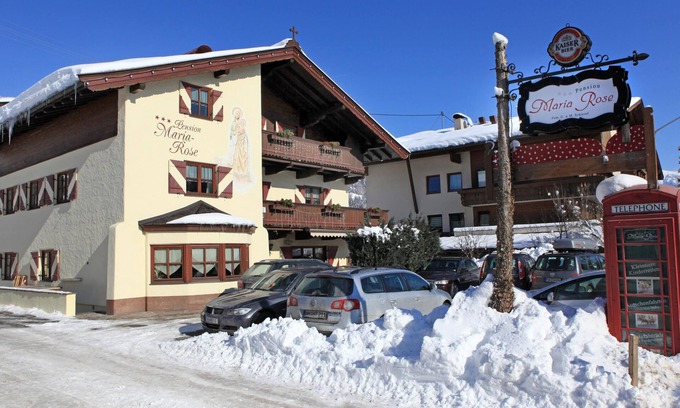 Kitzbuehel House | Group house with sauna near the ski lift