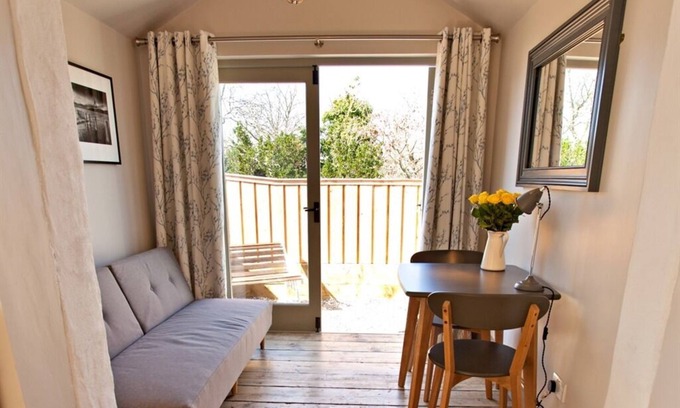 Newport Bed & Breakfast | Grove Park B&B