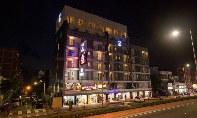 Wellawatta South Hotel | GSH Colombo