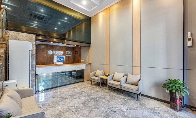 Panyu Hotel | Guangzhou Kaiyue Hotel Luoxi Subway Station Branch - Free Deliver Service to Canton Fair Complex During Canton Fair Period