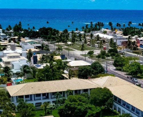 Canto do Mar Apartment | Guarajuba Summer Flat Melhor localização de Guarajuba e melhores Flats Beira Mar de Guarajuba Dispomos de 4 flats decorados no mesmo condomínio Aqui você não precisa de carro para nada Faça tudo à pé