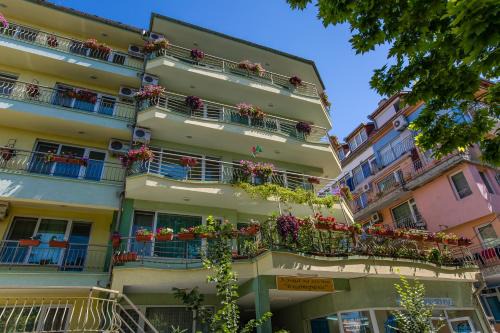 Nessebar New Town House | Guest House , Ekaterina"