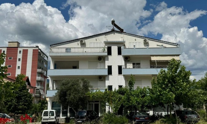 Permet House | Guest House Elisabeta