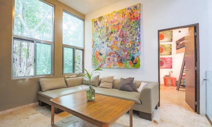 Cancun House | Guest House La Aldea Holistic Experience