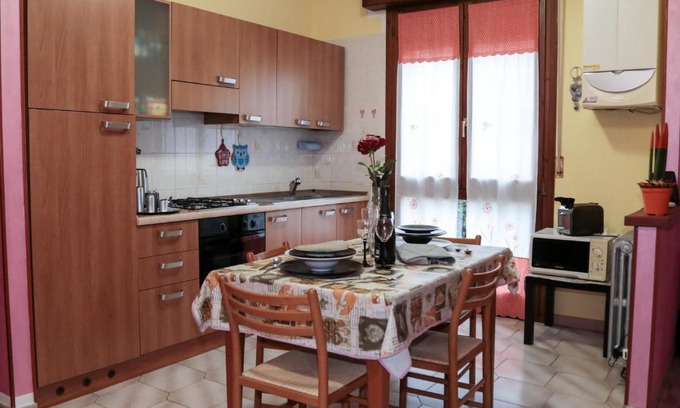 Cadelbosco di Sopra Apartment | Guest House Romero