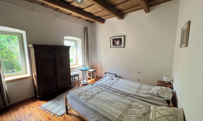 Egeraracsa Other | Guest house with whirlpool, swimming pool, playground, gastropub