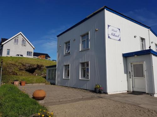 Hofn House | Guesthouse Mikael