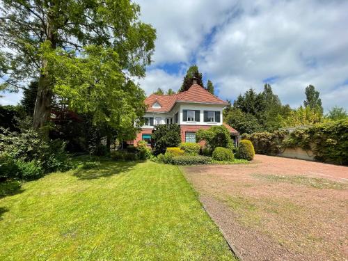 Hengelo House | Guesthouse Villa de Eikhof