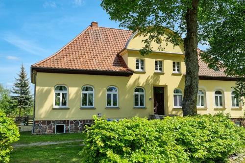 Bruel Apartment | Gutshaus Neu Necheln