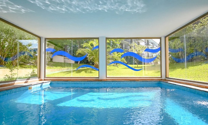 Es Pelats Hotel | Guya Wave Hotel