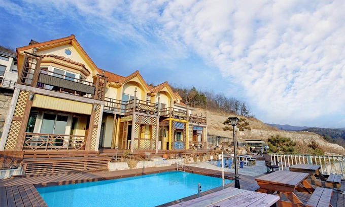 Gyeongju House | Gyeongju B House Pension
