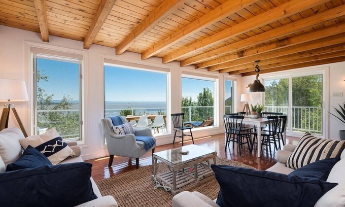 Baie-St-Paul House | Hôtel à la maison - L'Abordage, Spa, Vue et Fleuve