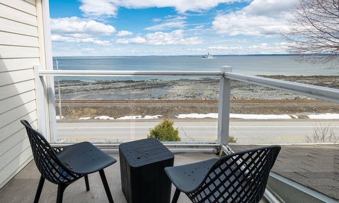 Saint Irenee Ski Chalet | Hôtel à la maison - La Brise Marine, spa et plage