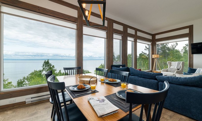 Saint Irenee House | Hôtel à la maison - Le Phare d'Irène spa et fleuve