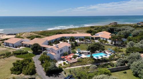 La Cotiniere Hotel | Hôtel Île de Lumière