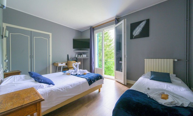 Marsac-sur-l'Isle Hotel | Hôtel de la Beauronne