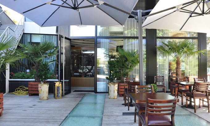Epinay-sur-Seine Hotel | Hôtel de la seine